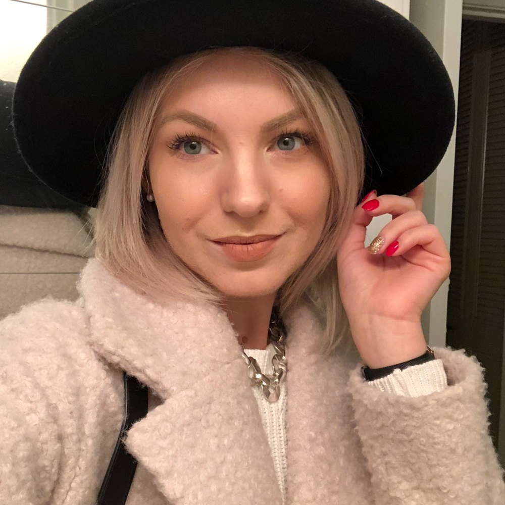 Meet your Posher, Dasha